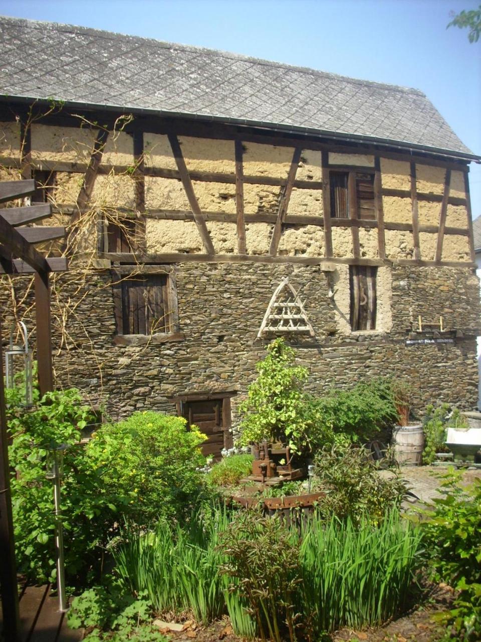 Ferienhaus Haus Am Puetz Wintrich Luaran gambar
